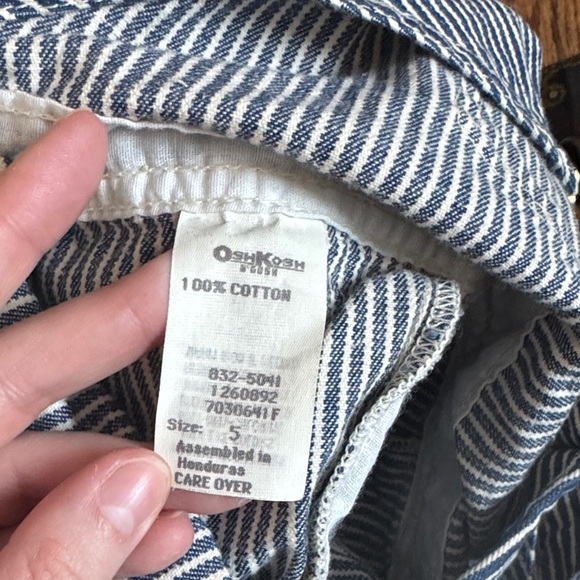 Vintage OshKosh B’gosh Striped Overalls SZ 5 - Picture 5 of 6